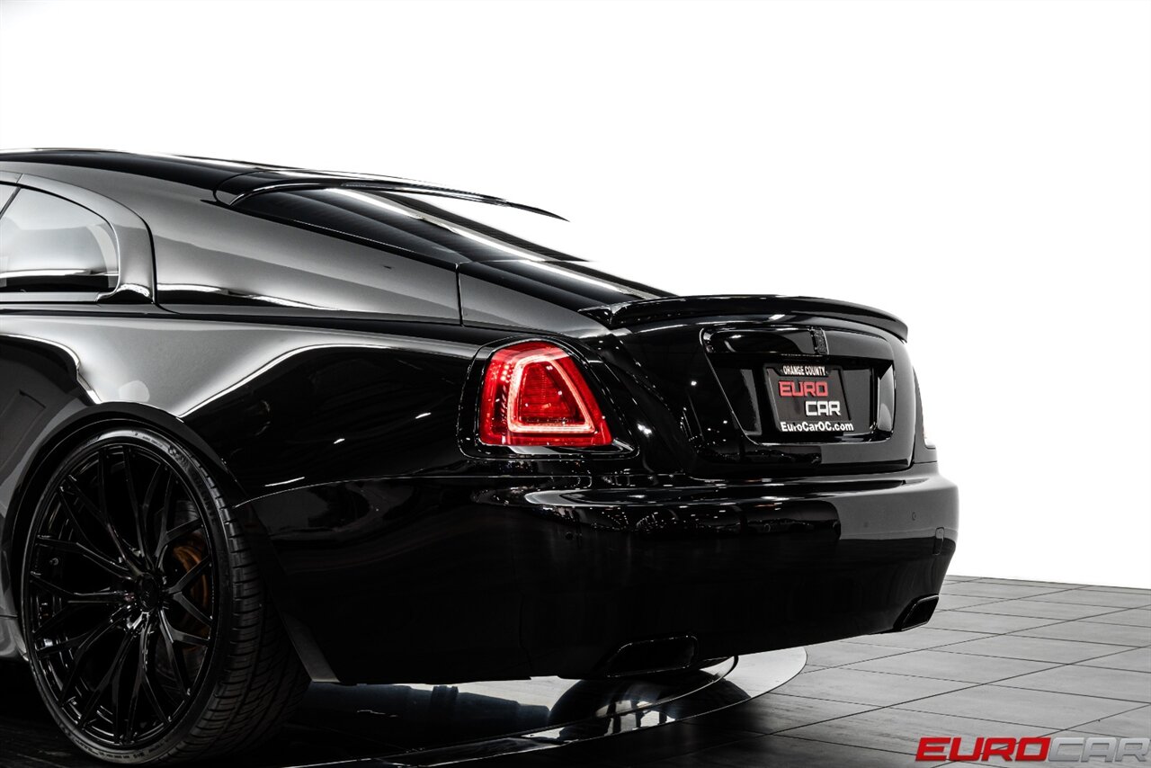 2014 Rolls-Royce Wraith *STARLIGHT HEADLINER * FRESH SERVICE* - Photo 17 - Costa Mesa, CA 92626