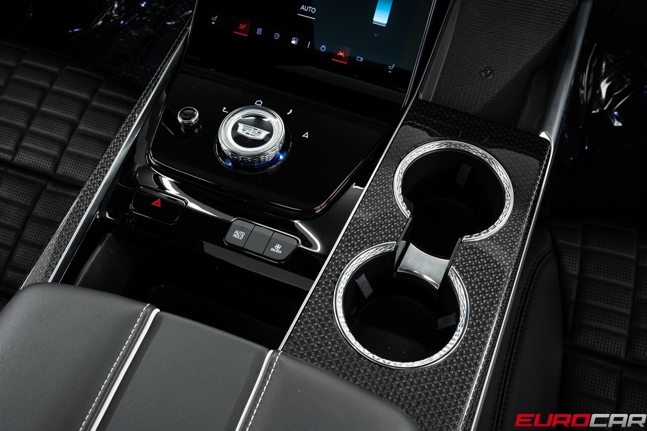 2025 Cadillac Escalade-V V-Series *REAR SEAT ENTERTAINMENT * 7 SEATER*   - Photo 31 - Costa Mesa, CA 92626