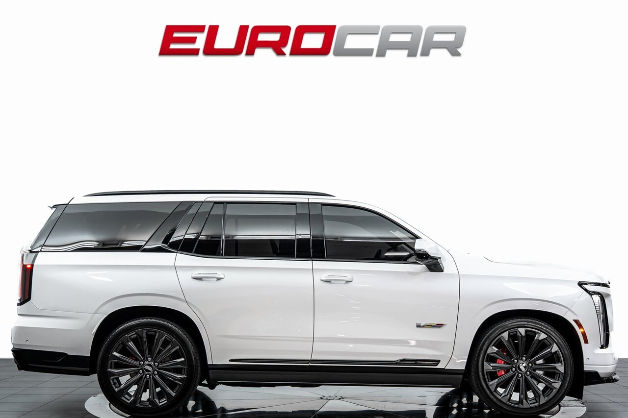 2025 Cadillac Escalade-V V-Series *REAR SEAT ENTERTAINMENT * 7 SEATER*   - Photo 6 - Costa Mesa, CA 92626