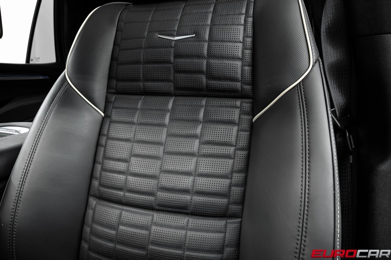 2025 Cadillac Escalade-V V-Series *REAR SEAT ENTERTAINMENT * 7 SEATER*   - Photo 41 - Costa Mesa, CA 92626