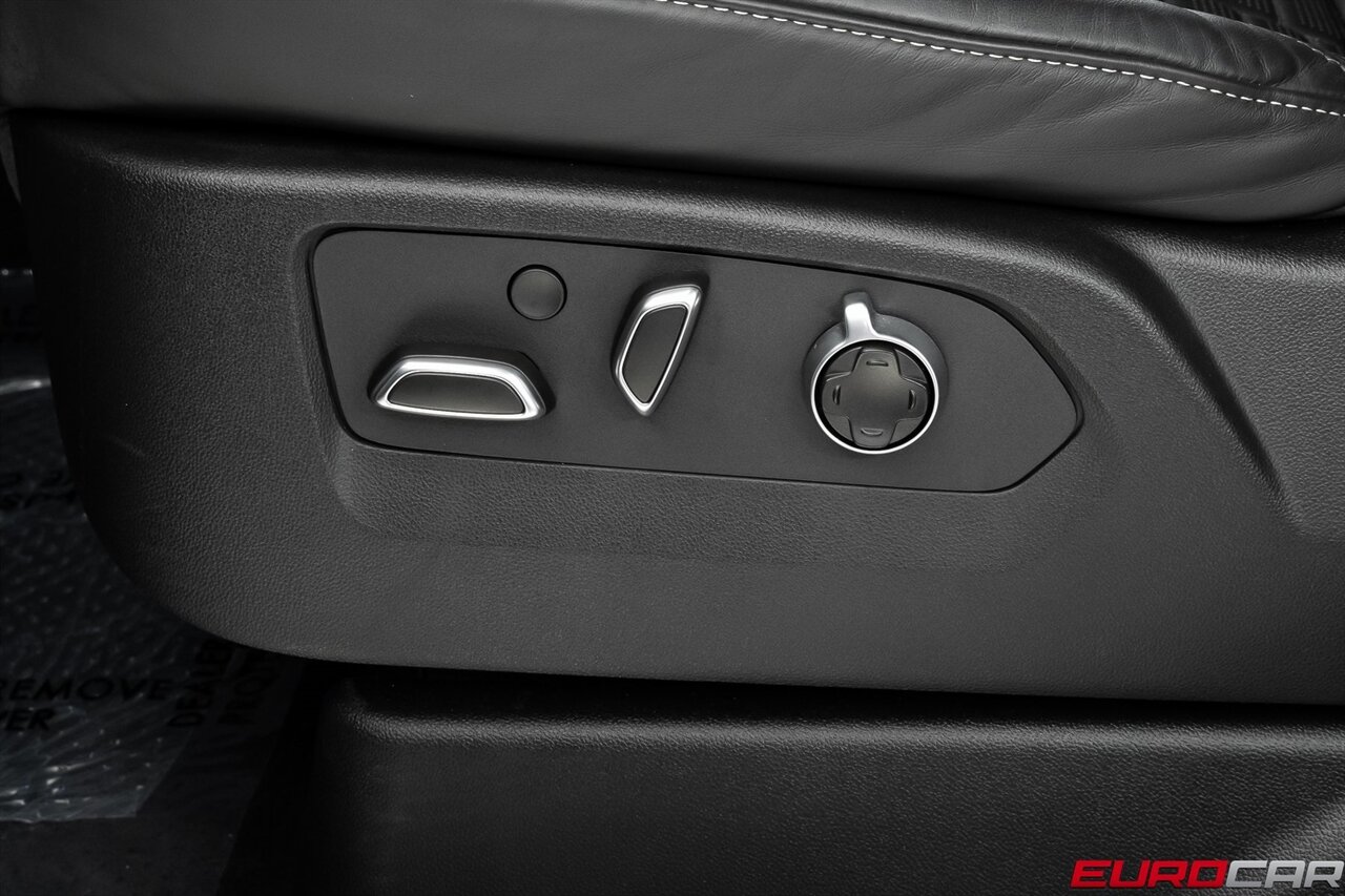 2025 Cadillac Escalade-V V-Series *REAR SEAT ENTERTAINMENT * 7 SEATER*   - Photo 43 - Costa Mesa, CA 92626