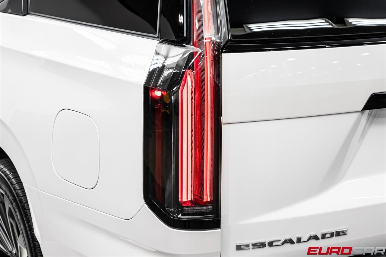 2025 Cadillac Escalade-V V-Series *REAR SEAT ENTERTAINMENT * 7 SEATER*   - Photo 17 - Costa Mesa, CA 92626