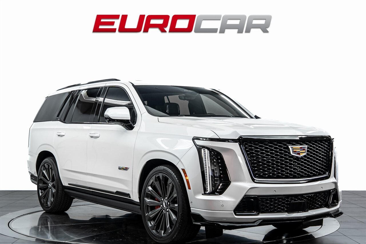 2025 Cadillac Escalade-V V-Series *REAR SEAT ENTERTAINMENT * 7 SEATER*   - Photo 7 - Costa Mesa, CA 92626