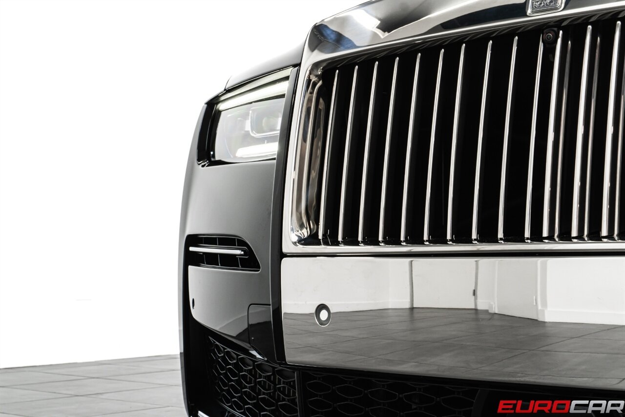 2022 Rolls-Royce Ghost  *GHOST PACKAGE * REAR THEATER * ILLUMINATED FASCIA* - Photo 13 - Costa Mesa, CA 92626