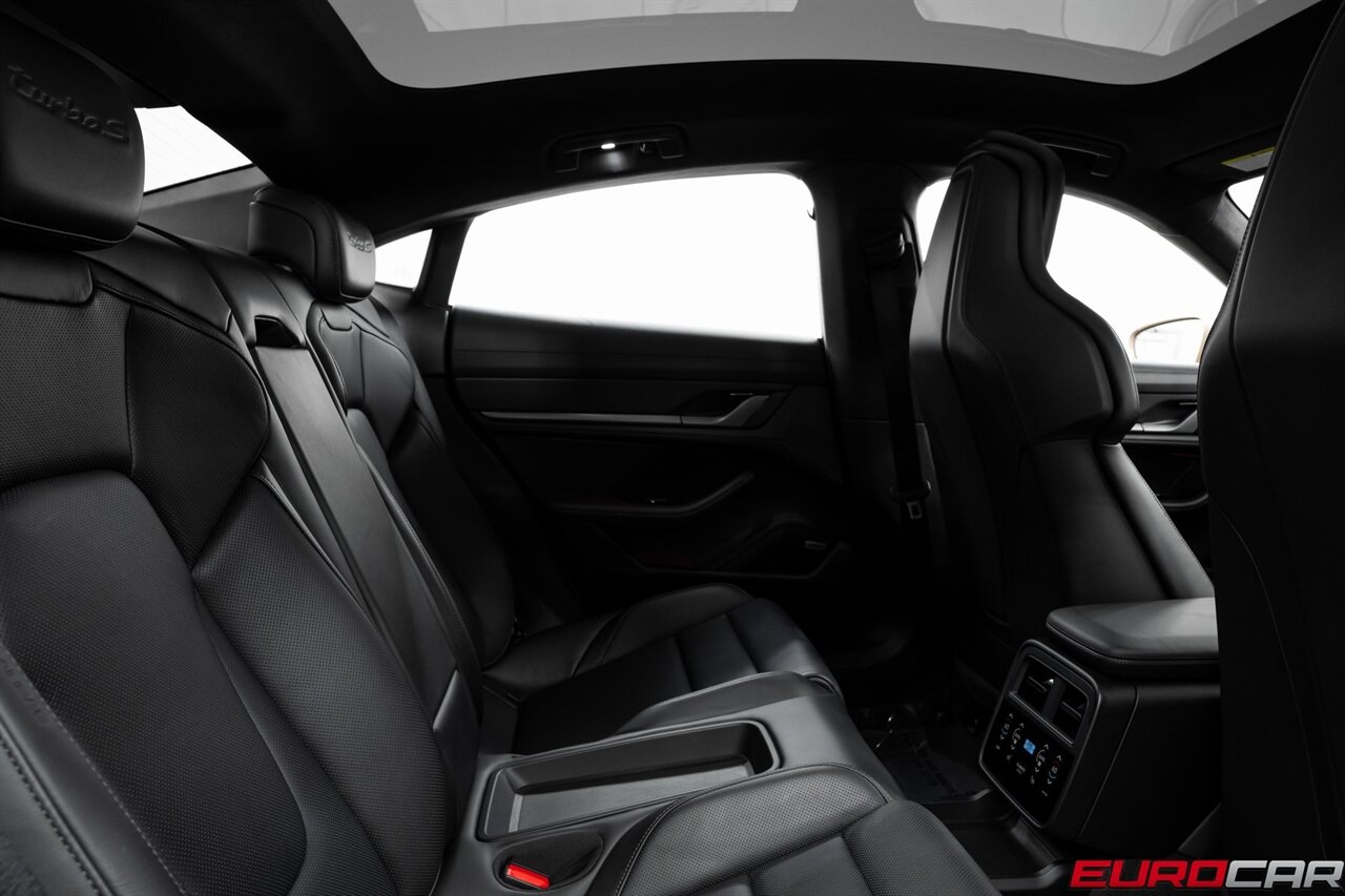 2023 Porsche Taycan Turbo S *VOSSEN WHEELS * PASSENGER DISPLAY* - Photo 41 - Costa Mesa, CA 92626