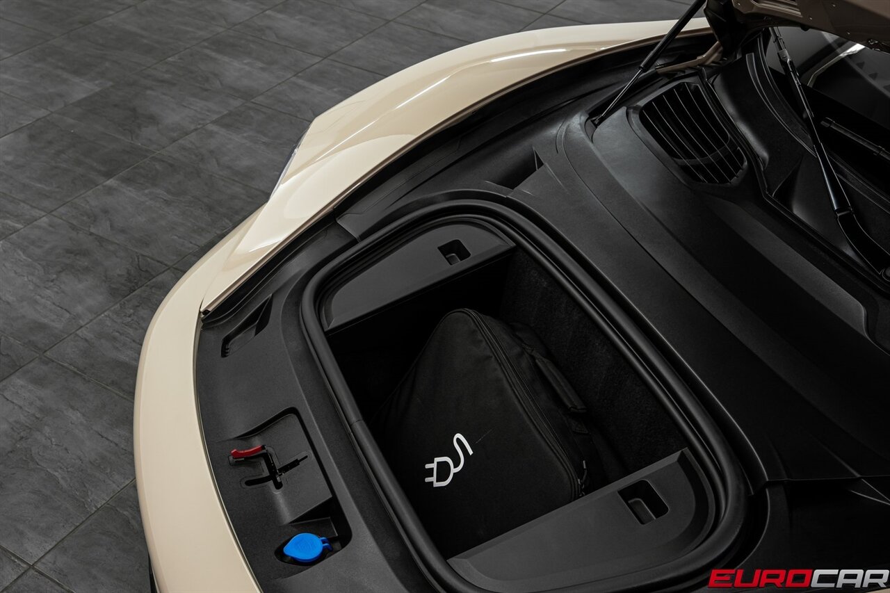 2023 Porsche Taycan Turbo S *VOSSEN WHEELS * PASSENGER DISPLAY* - Photo 10 - Costa Mesa, CA 92626