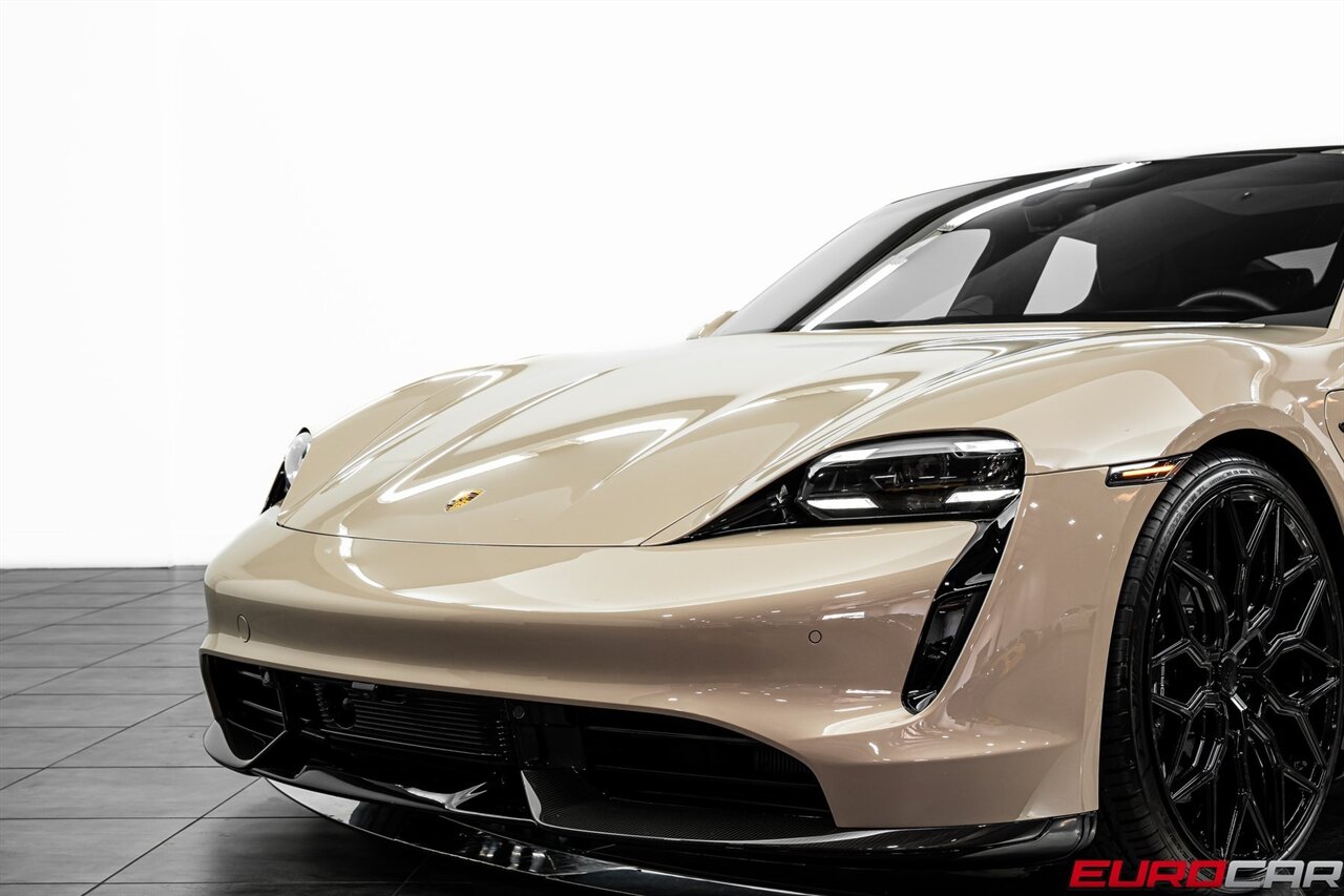 2023 Porsche Taycan Turbo S *VOSSEN WHEELS * PASSENGER DISPLAY* - Photo 13 - Costa Mesa, CA 92626
