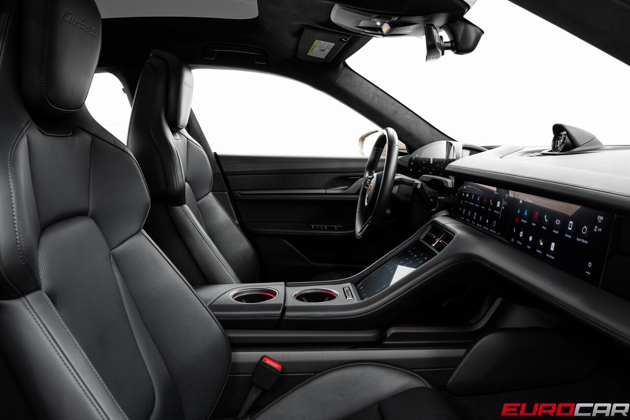 2023 Porsche Taycan Turbo S *VOSSEN WHEELS * PASSENGER DISPLAY* - Photo 39 - Costa Mesa, CA 92626