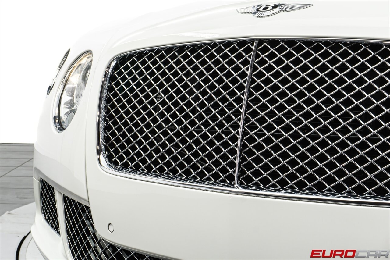 2013 Bentley Continental GT  *MULLINER DRIVING SPECIFICATION * DUO-TONE INTERIOR* - Photo 14 - Costa Mesa, CA 92626