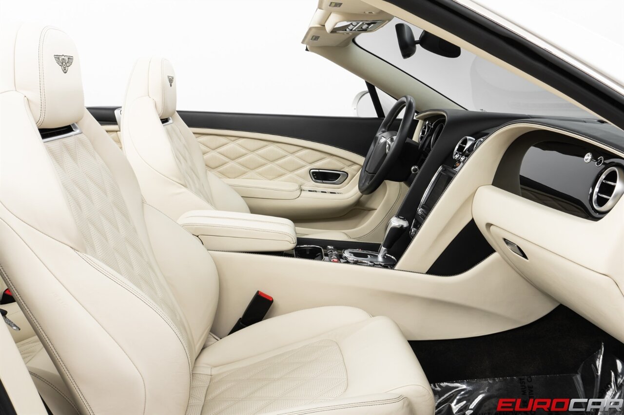 2013 Bentley Continental GT  *MULLINER DRIVING SPECIFICATION * DUO-TONE INTERIOR* - Photo 36 - Costa Mesa, CA 92626