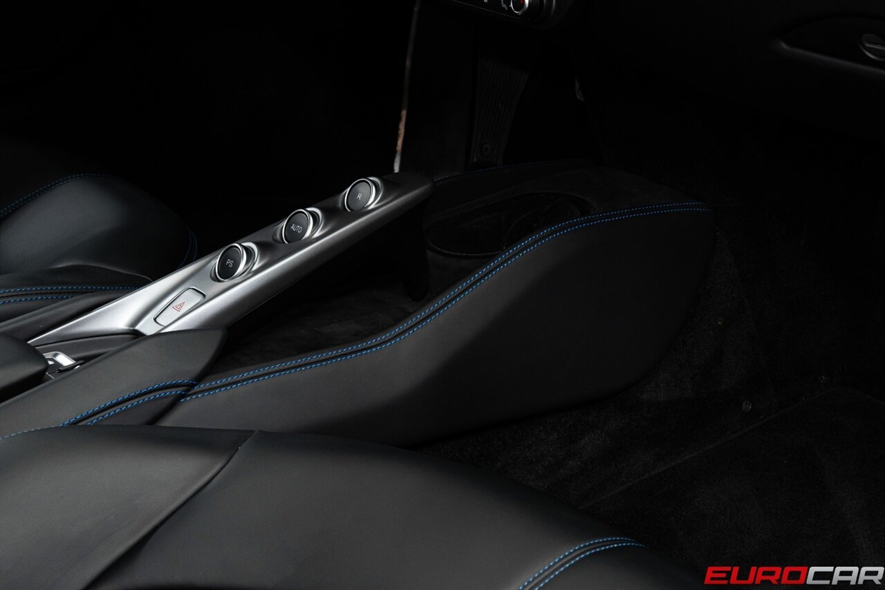 2020 Ferrari F8 Tributo *SUSPENSION LIFTER* - Photo 38 - Costa Mesa, CA 92626