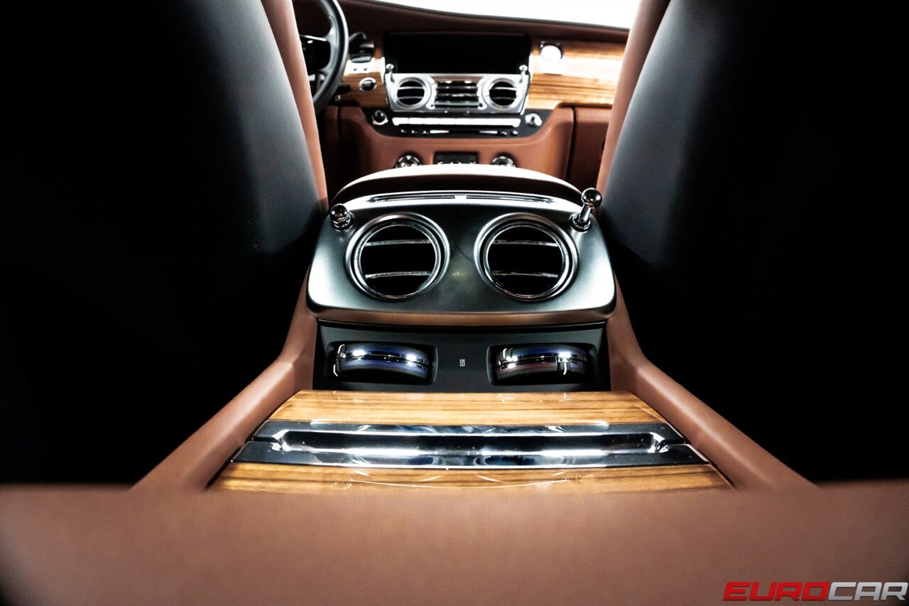 2020 Rolls-Royce Wraith  *SHOOTING STAR HEADLINER * PALDAO WOOD* - Photo 23 - Costa Mesa, CA 92626