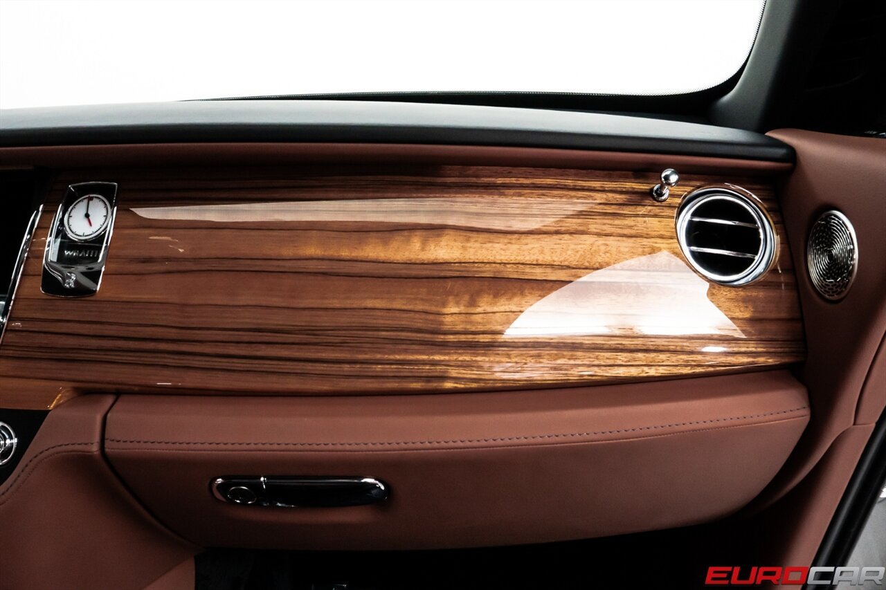 2020 Rolls-Royce Wraith  *SHOOTING STAR HEADLINER * PALDAO WOOD* - Photo 24 - Costa Mesa, CA 92626