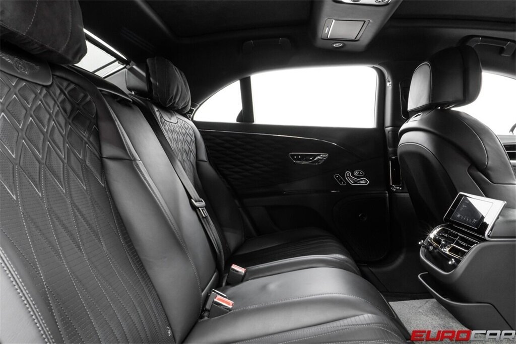 2021 Bentley Flying Spur W12  *MULLINER DRIVING SPEC * ROTATING DISPLAY* - Photo 37 - Costa Mesa, CA 92626