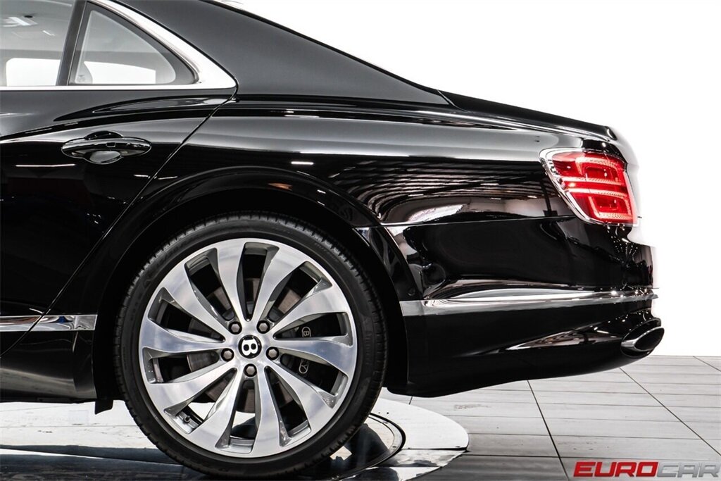 2021 Bentley Flying Spur W12  *MULLINER DRIVING SPEC * ROTATING DISPLAY* - Photo 14 - Costa Mesa, CA 92626