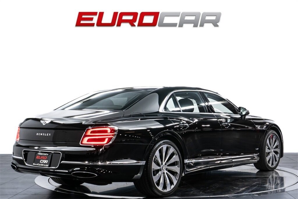 2021 Bentley Flying Spur W12  *MULLINER DRIVING SPEC * ROTATING DISPLAY* - Photo 5 - Costa Mesa, CA 92626