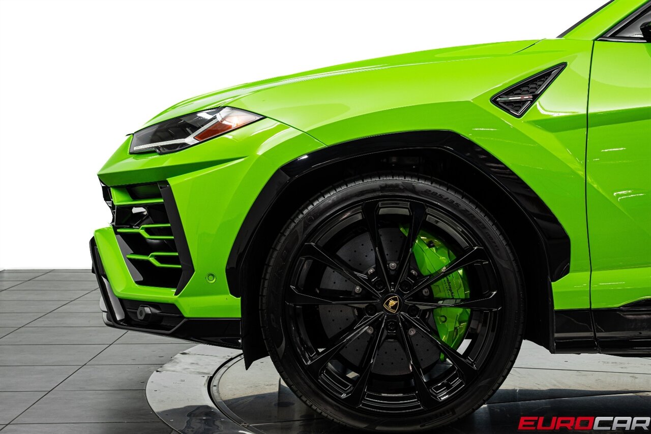 2021 Lamborghini Urus *CARBON FIBER INTERIOR * STYLING PACKAGE* - Photo 12 - Costa Mesa, CA 92626