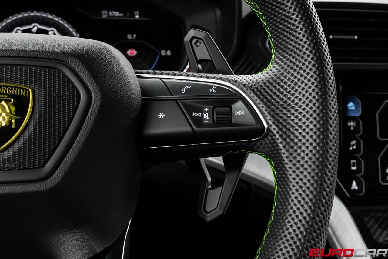 2021 Lamborghini Urus *CARBON FIBER INTERIOR * STYLING PACKAGE* - Photo 29 - Costa Mesa, CA 92626