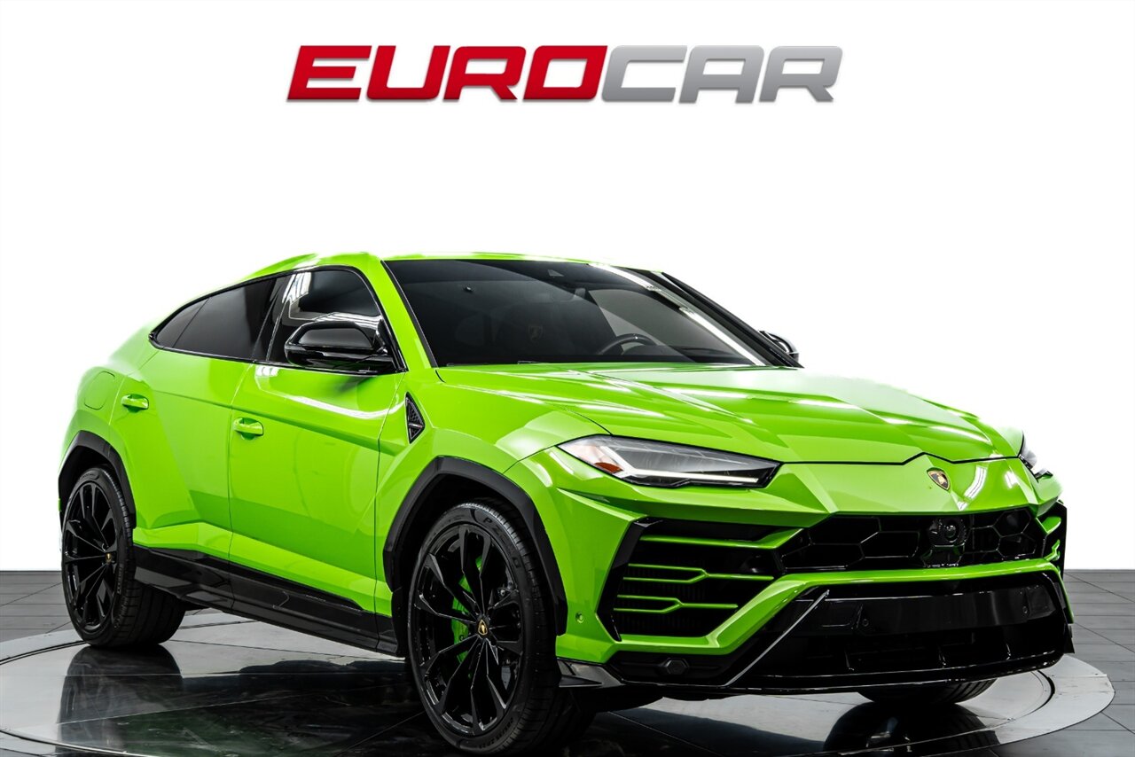 2021 Lamborghini Urus *CARBON FIBER INTERIOR * STYLING PACKAGE* - Photo 7 - Costa Mesa, CA 92626