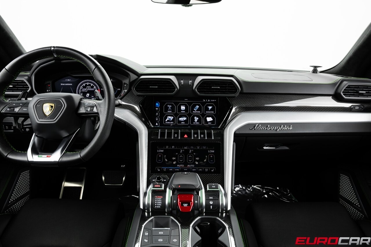2021 Lamborghini Urus *CARBON FIBER INTERIOR * STYLING PACKAGE* - Photo 24 - Costa Mesa, CA 92626