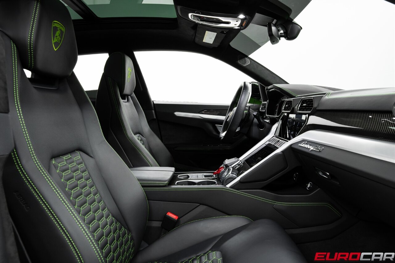 2021 Lamborghini Urus *CARBON FIBER INTERIOR * STYLING PACKAGE* - Photo 35 - Costa Mesa, CA 92626