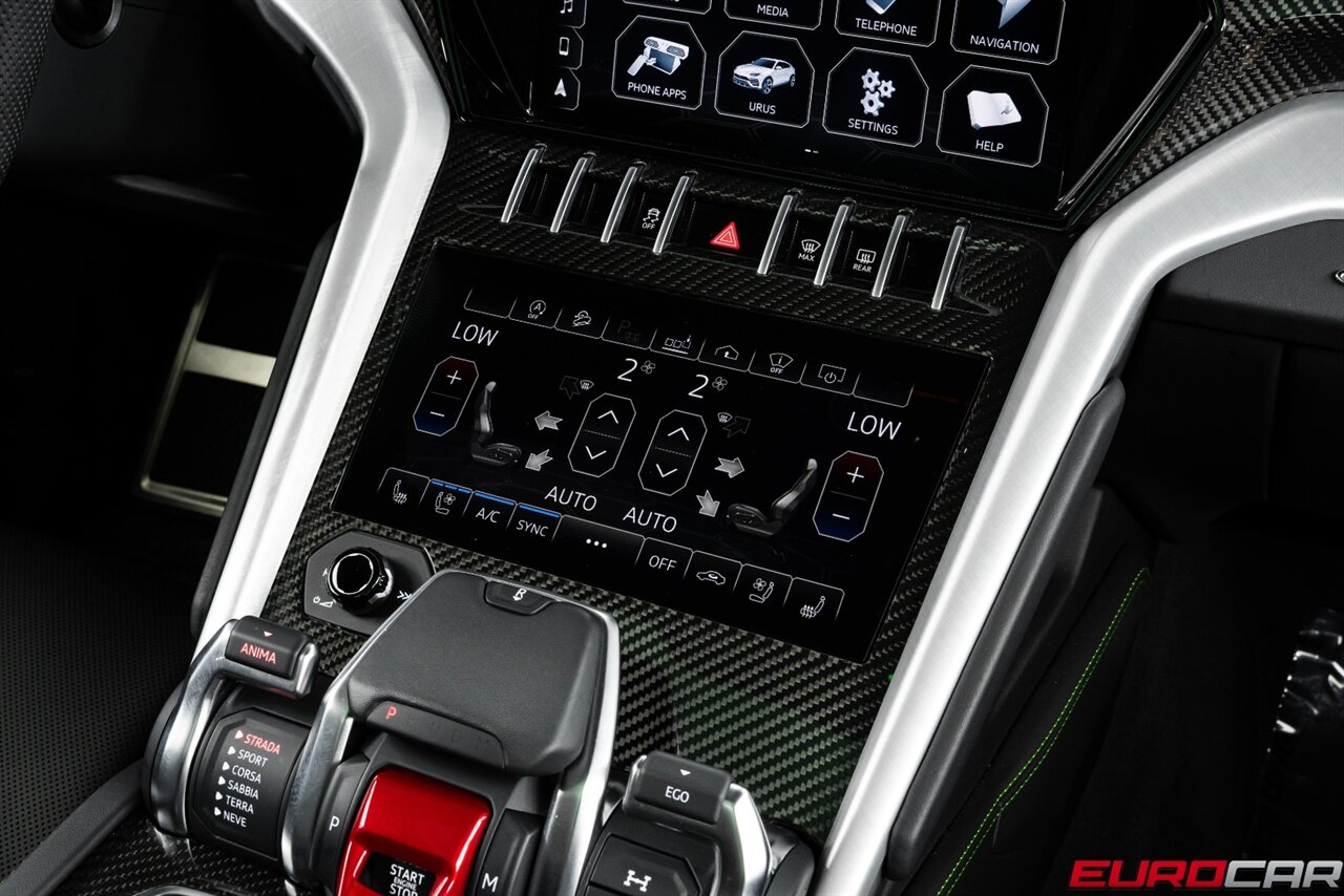 2021 Lamborghini Urus *CARBON FIBER INTERIOR * STYLING PACKAGE* - Photo 31 - Costa Mesa, CA 92626