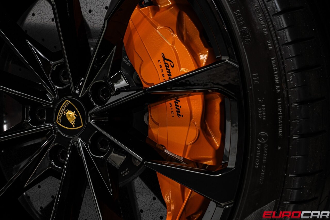 2023 Lamborghini Urus S *CARBON FIBER INTERIOR * 23 " WHEELS * - Photo 22 - Costa Mesa, CA 92626