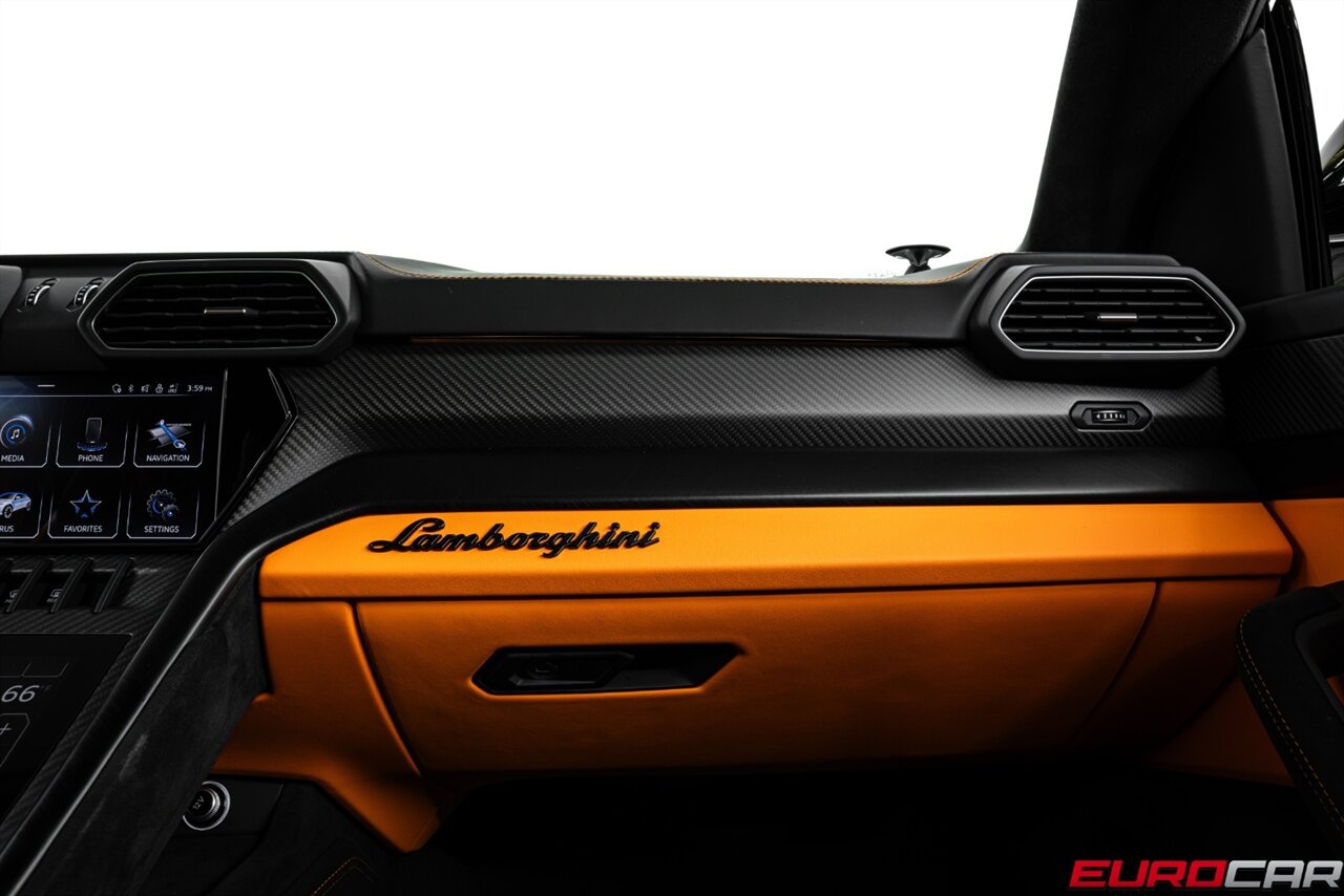 2023 Lamborghini Urus S *CARBON FIBER INTERIOR * 23 " WHEELS * - Photo 32 - Costa Mesa, CA 92626