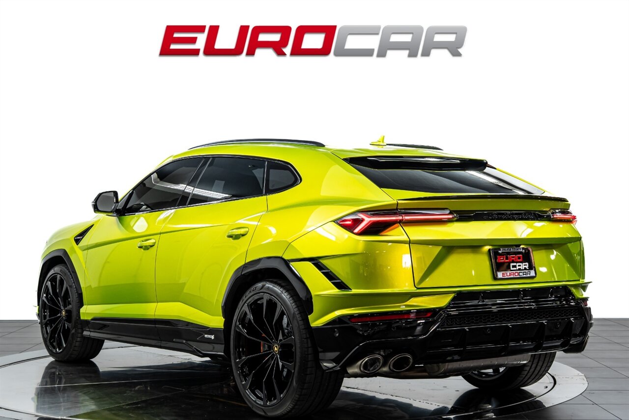 2023 Lamborghini Urus S *CARBON FIBER INTERIOR * 23 " WHEELS * - Photo 3 - Costa Mesa, CA 92626