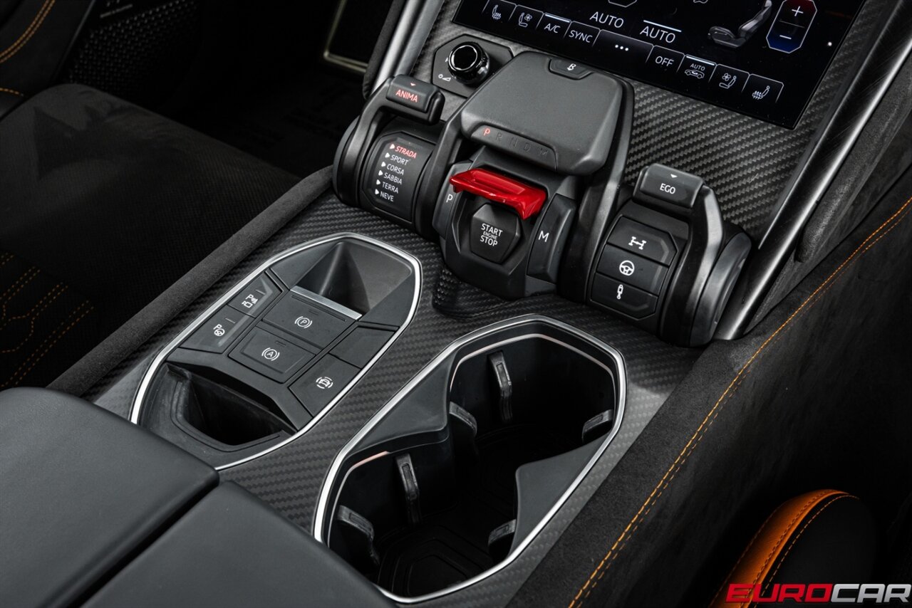 2023 Lamborghini Urus S *CARBON FIBER INTERIOR * 23 " WHEELS * - Photo 31 - Costa Mesa, CA 92626