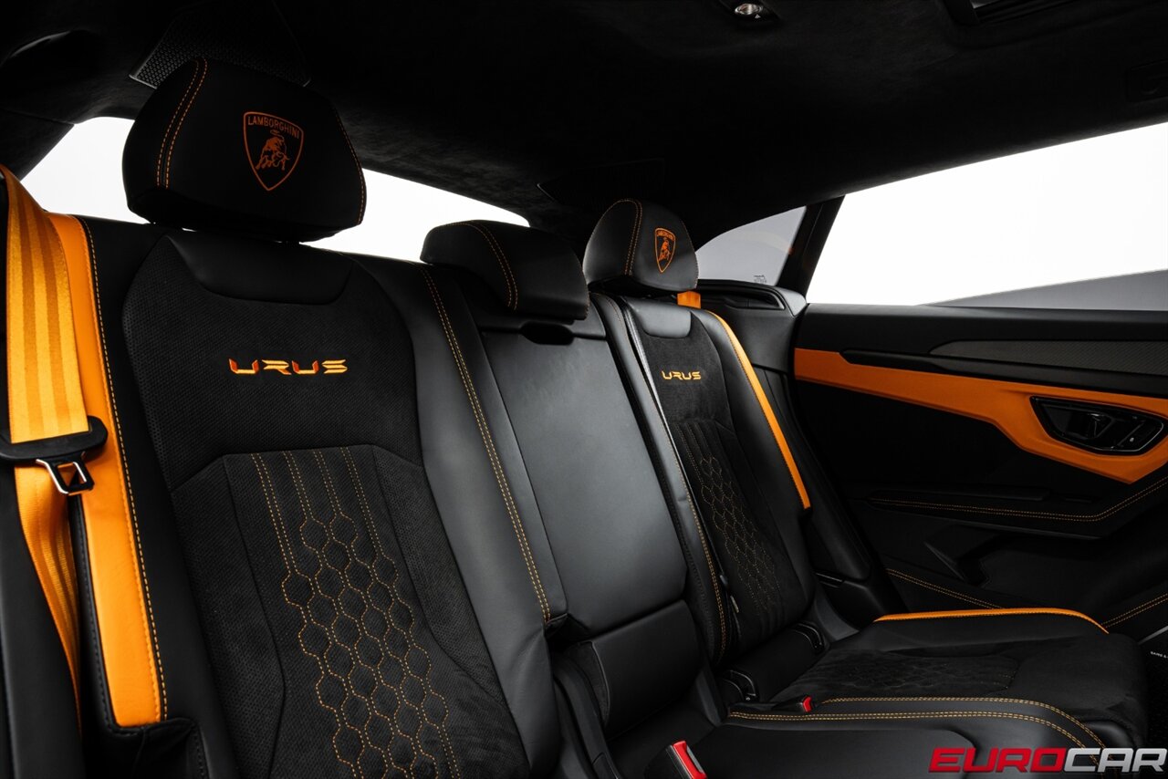 2023 Lamborghini Urus S *CARBON FIBER INTERIOR * 23 " WHEELS * - Photo 38 - Costa Mesa, CA 92626