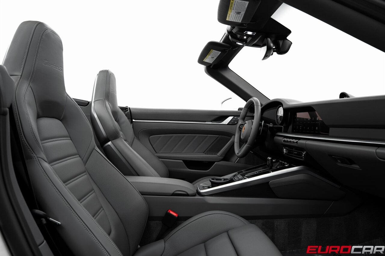 2025 Porsche 911 Turbo S *SPORTDESIGN PACKAGE* - Photo 40 - Costa Mesa, CA 92626