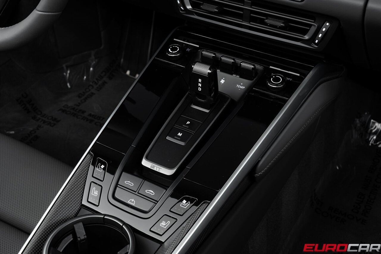 2025 Porsche 911 Turbo S *SPORTDESIGN PACKAGE* - Photo 35 - Costa Mesa, CA 92626
