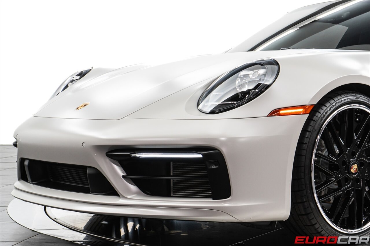 2022 Porsche 911 Carrera 4  *SATIN PPF * SPORTDESIGN * EXCLUSIVE DESIGN WHEELS* - Photo 13 - Costa Mesa, CA 92626