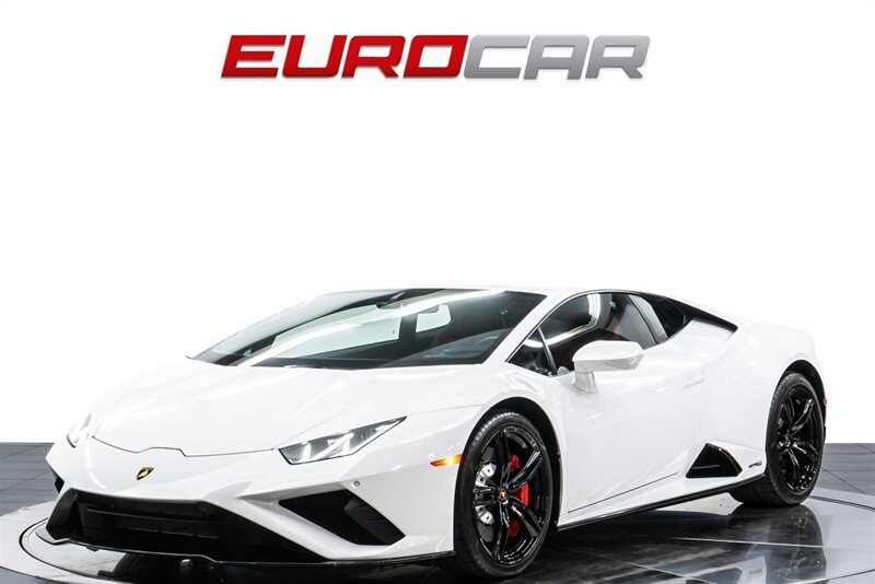 2020 Lamborghini Huracan EVO  *STYLE PACKAGE IN HIGH GLOSS BLACK * TWO-TONE INTERIOR*