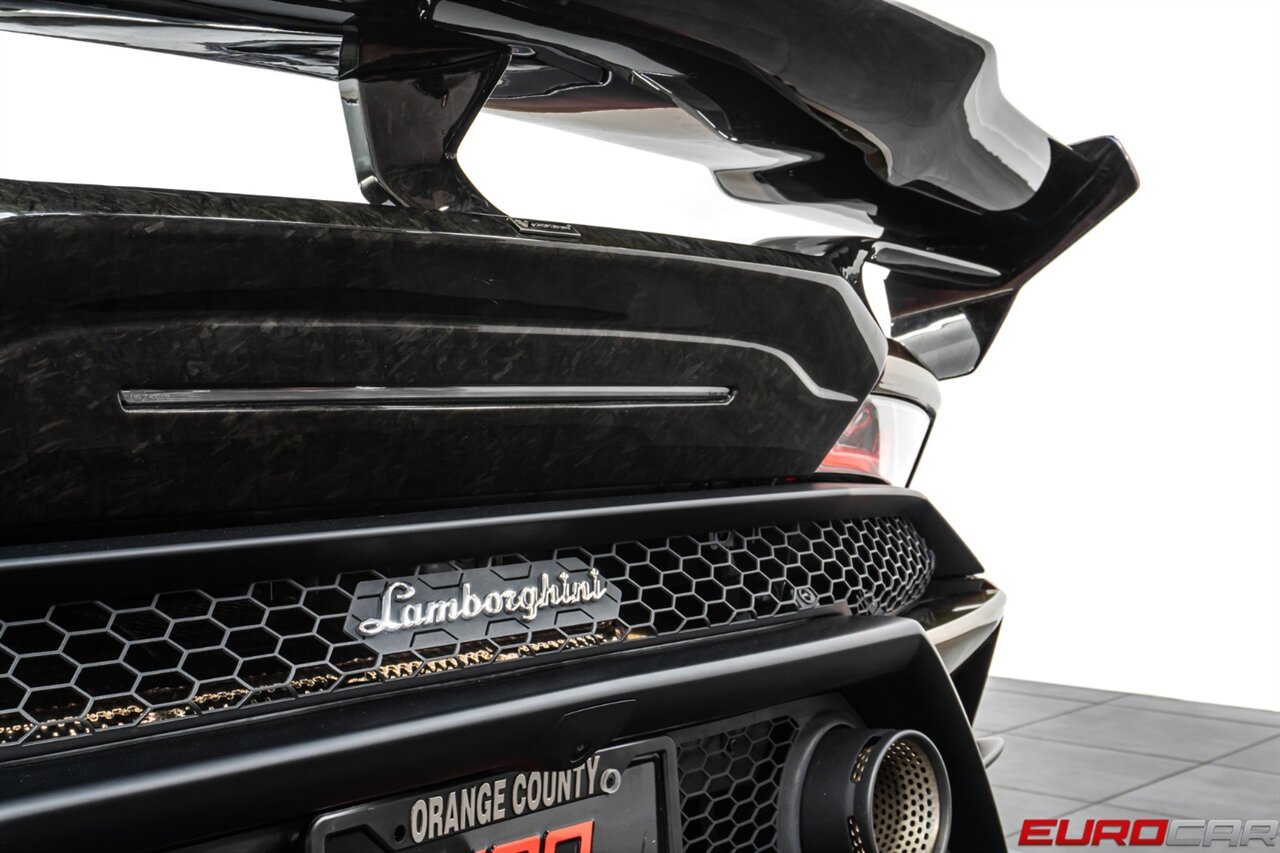 2022 Lamborghini Huracan EVO  *FORGED CARBON WING * INSANE WRAP* - Photo 20 - Costa Mesa, CA 92626