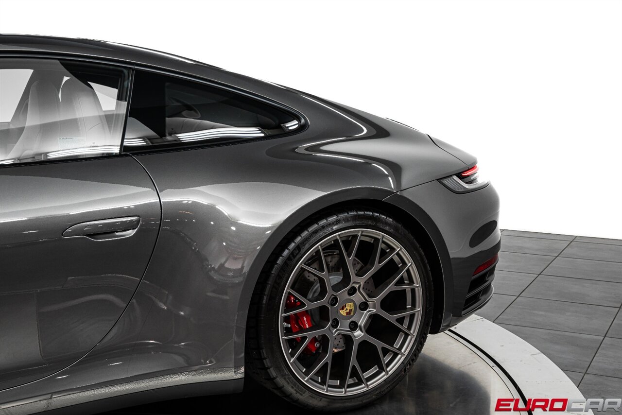 2024 Porsche 911 Carrera 4S *IMMACULATE CONDITION* - Photo 15 - Costa Mesa, CA 92626