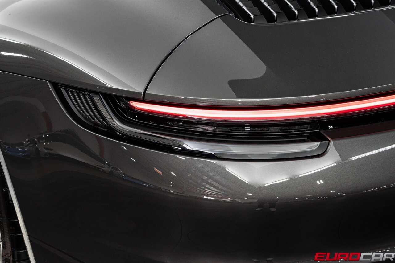 2024 Porsche 911 Carrera 4S *IMMACULATE CONDITION* - Photo 18 - Costa Mesa, CA 92626