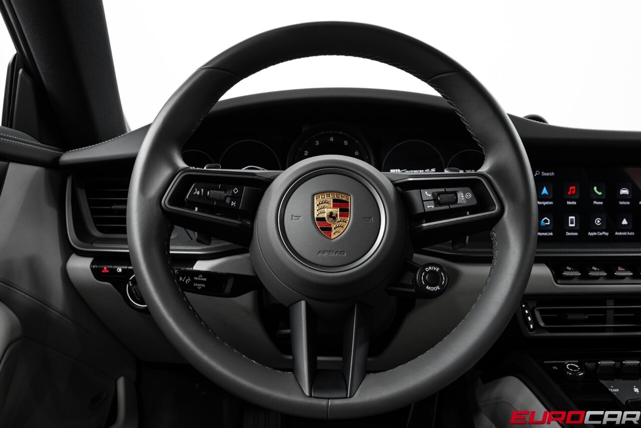 2024 Porsche 911 Carrera 4S *IMMACULATE CONDITION* - Photo 26 - Costa Mesa, CA 92626