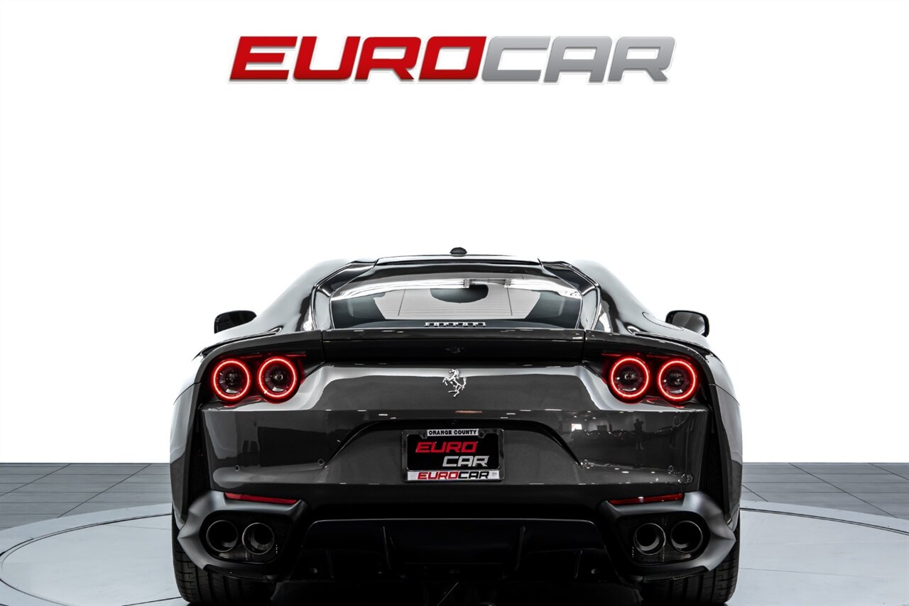 2019 Ferrari 812 Superfast *FERRARI HISTORICAL PAINT * CARBON FIBER* - Photo 4 - Costa Mesa, CA 92626