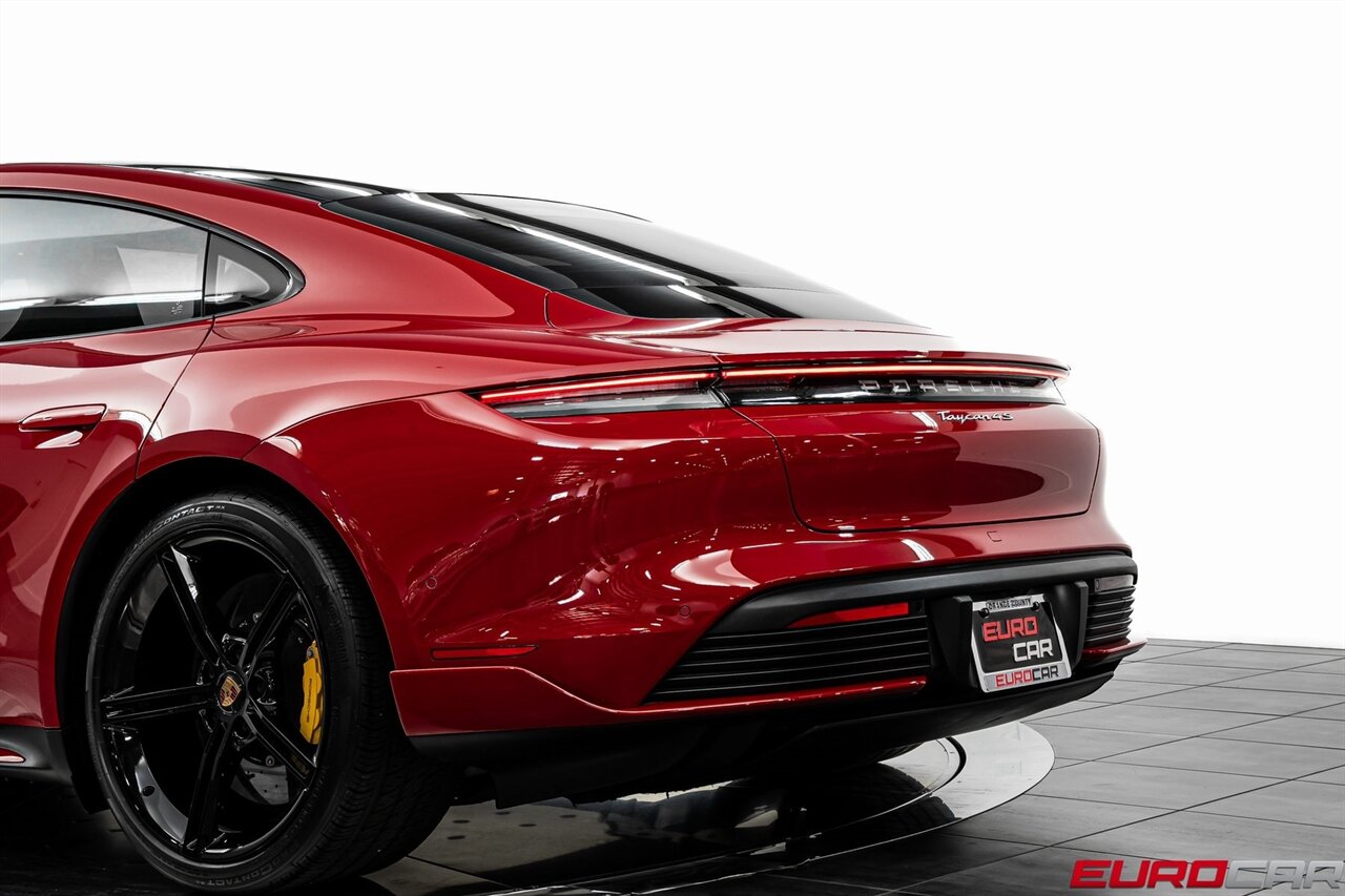 2020 Porsche Taycan 4S *PASSENGER DISPLAY * PANORAMIC ROOF * FRONT PPF* - Photo 16 - Costa Mesa, CA 92626