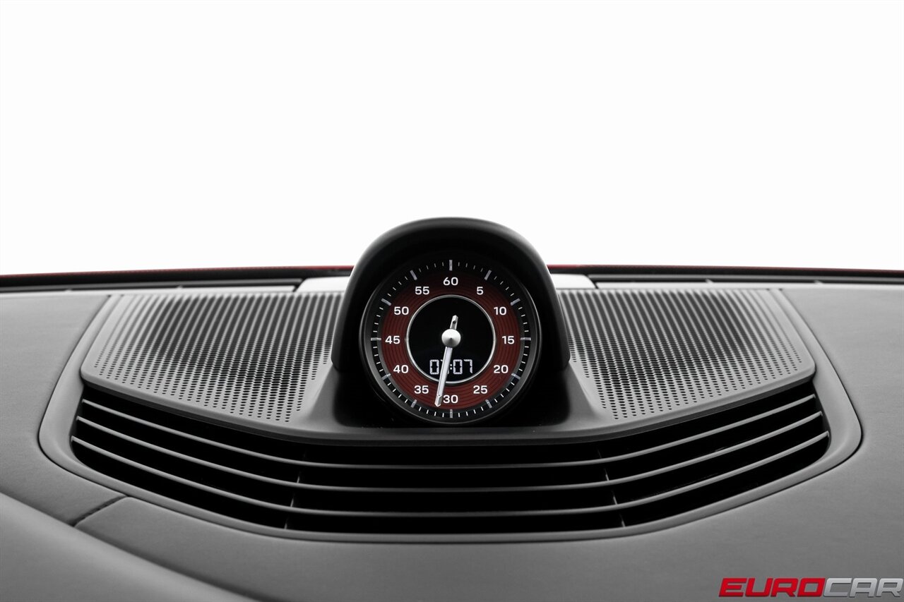 2020 Porsche Taycan 4S *PASSENGER DISPLAY * PANORAMIC ROOF * FRONT PPF* - Photo 32 - Costa Mesa, CA 92626