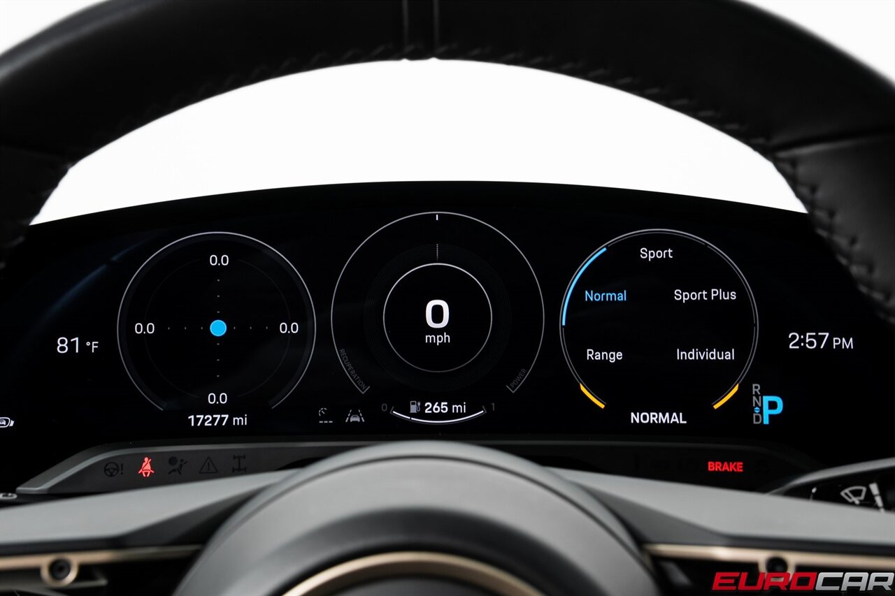 2020 Porsche Taycan 4S *PASSENGER DISPLAY * PANORAMIC ROOF * FRONT PPF* - Photo 28 - Costa Mesa, CA 92626