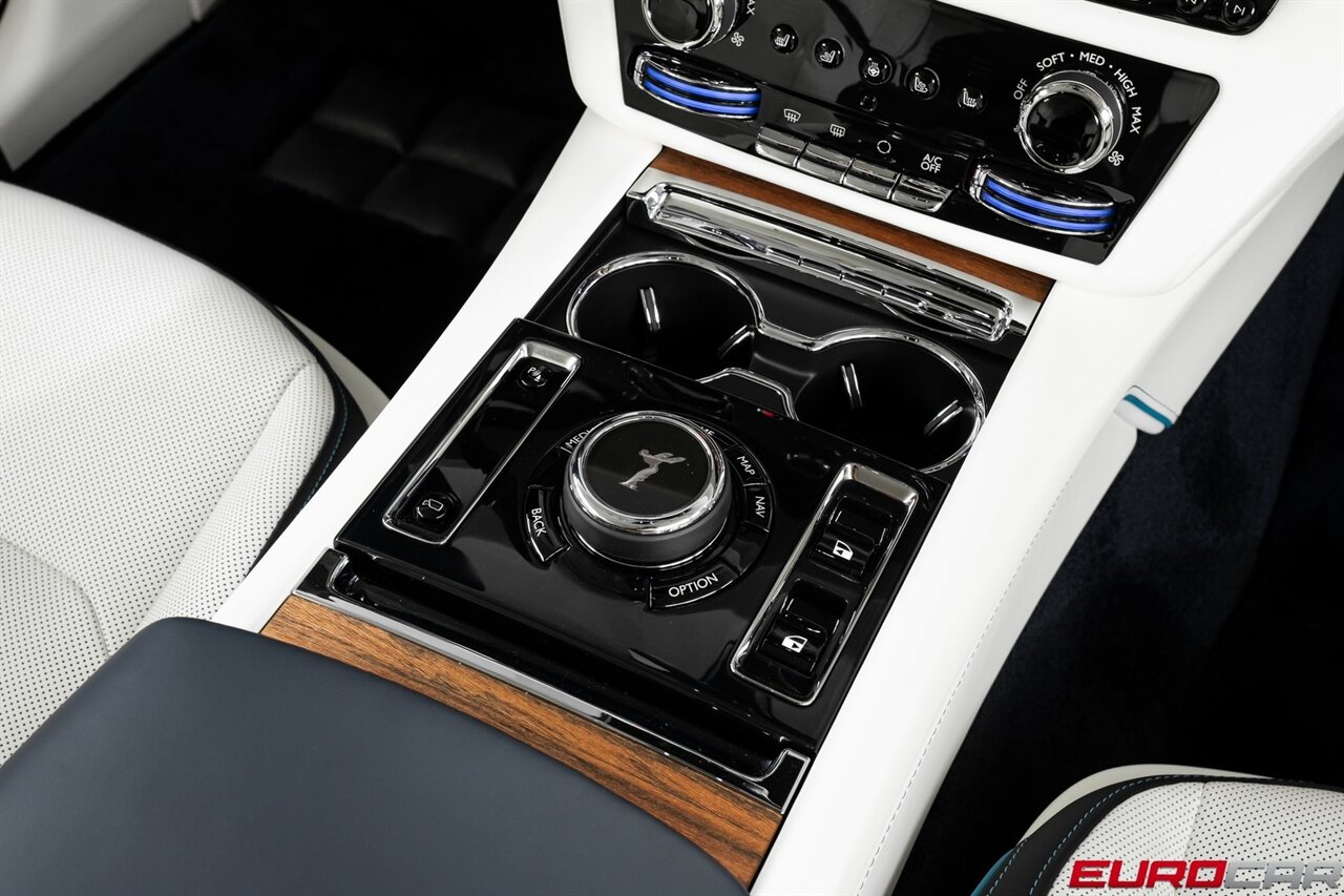 2024 Rolls-Royce Spectre *SPECTRE LAUNCH PACKAGE * BESPOKE INTERIOR*   - Photo 27 - Costa Mesa, CA 92626