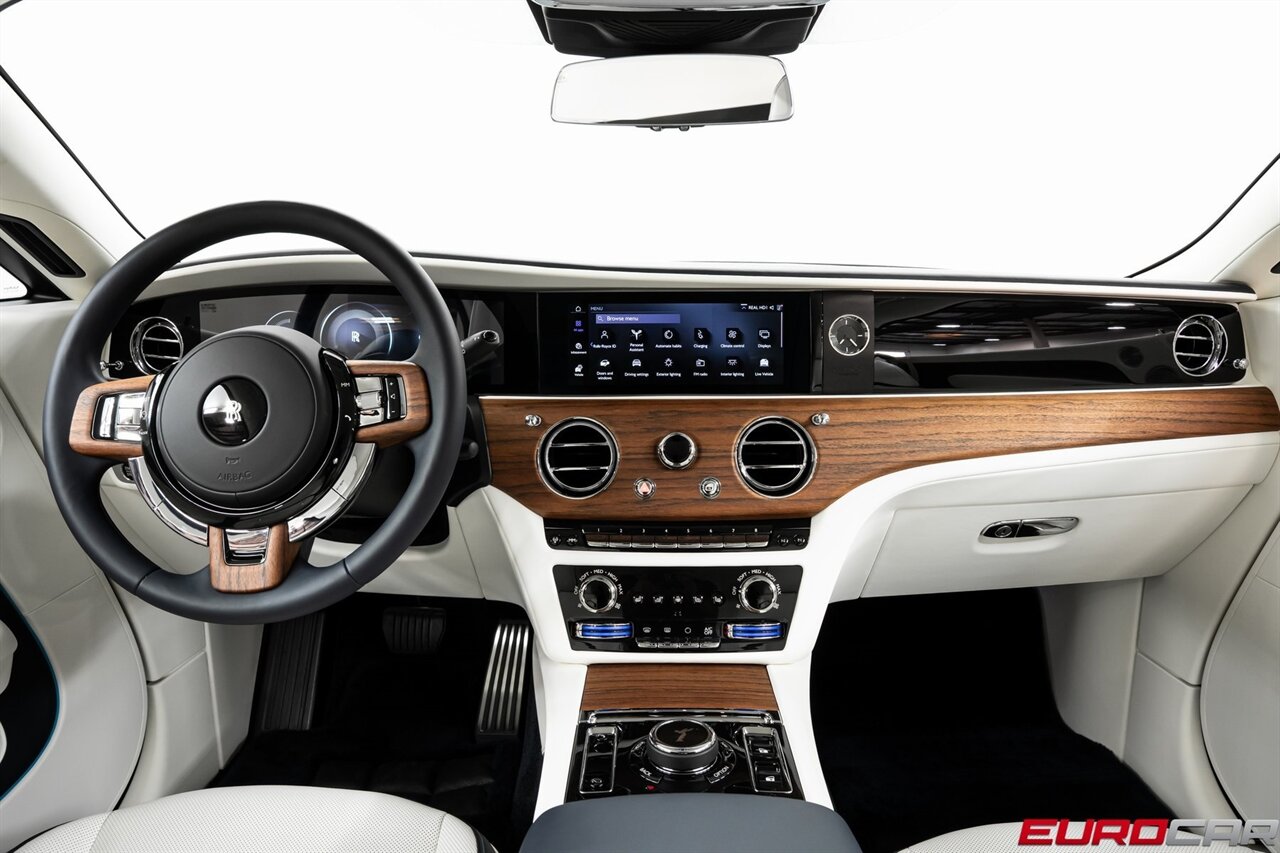 2024 Rolls-Royce Spectre *SPECTRE LAUNCH PACKAGE * BESPOKE INTERIOR*   - Photo 22 - Costa Mesa, CA 92626