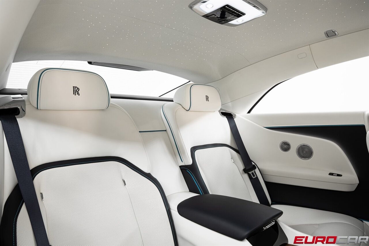2024 Rolls-Royce Spectre *SPECTRE LAUNCH PACKAGE * BESPOKE INTERIOR*   - Photo 32 - Costa Mesa, CA 92626