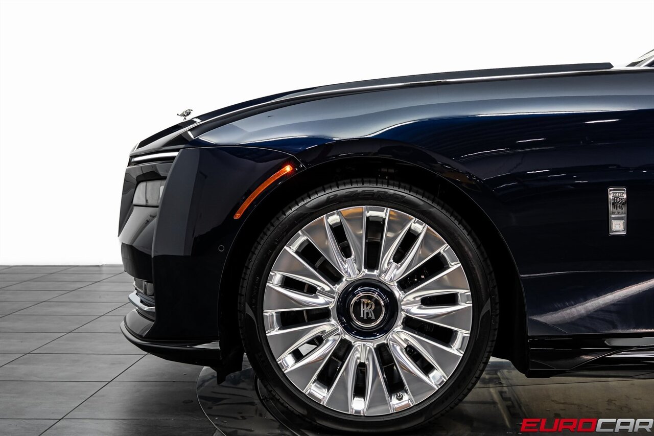 2024 Rolls-Royce Spectre *SPECTRE LAUNCH PACKAGE * BESPOKE INTERIOR*   - Photo 13 - Costa Mesa, CA 92626