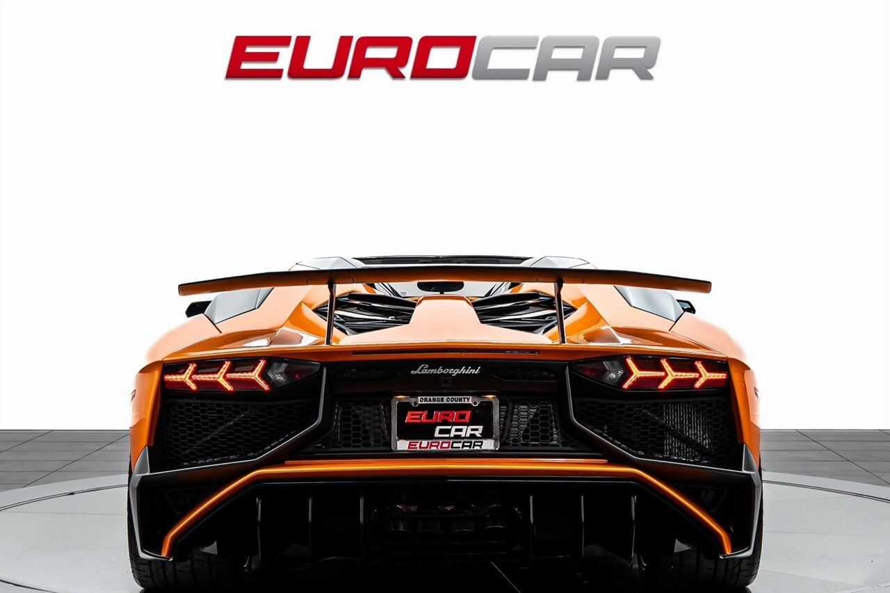 2016 Lamborghini Aventador LP750-4 SuperVeloce *HUGE CARBON OPTIONS* - Photo 5 - Costa Mesa, CA 92626