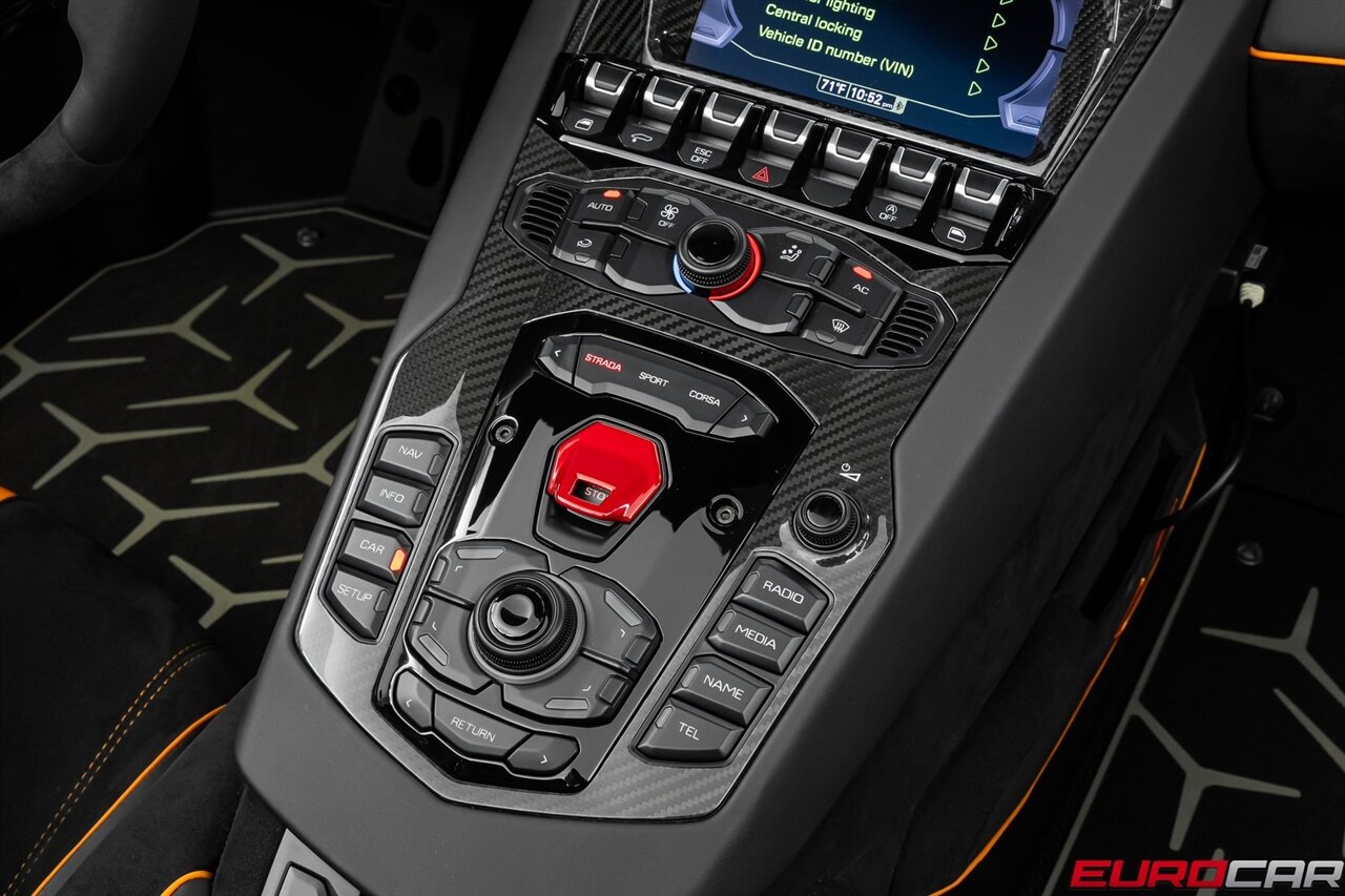 2016 Lamborghini Aventador LP750-4 SuperVeloce *HUGE CARBON OPTIONS* - Photo 40 - Costa Mesa, CA 92626