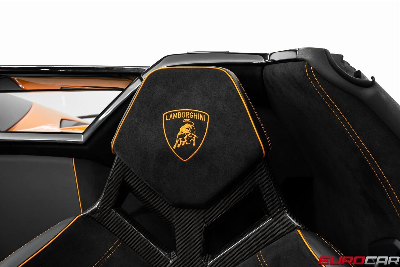 2016 Lamborghini Aventador LP750-4 SuperVeloce *HUGE CARBON OPTIONS* - Photo 48 - Costa Mesa, CA 92626